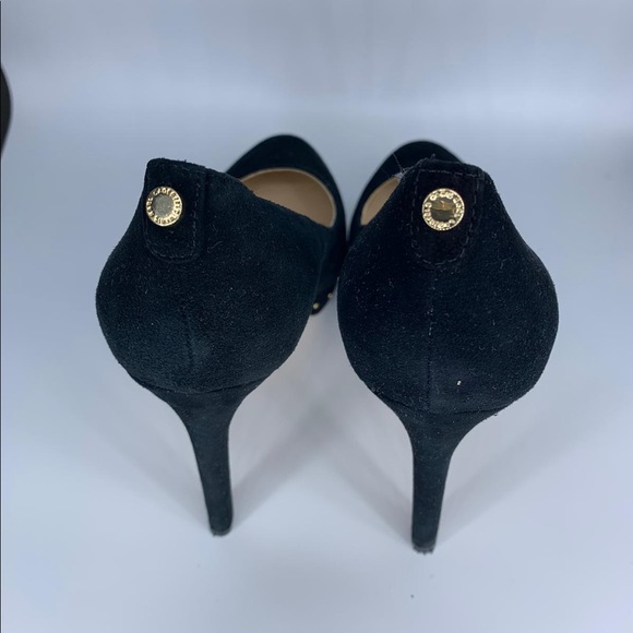 Shoes - Picture 4 of 5